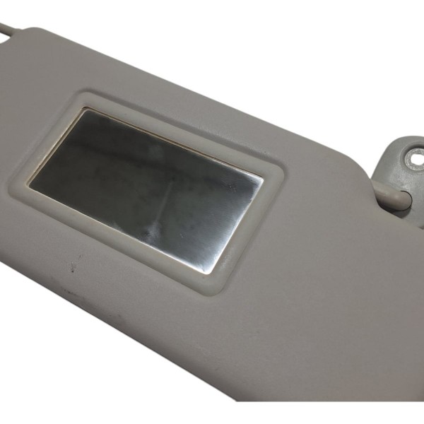 Quebra Sol Direito Renault Sandero 2015