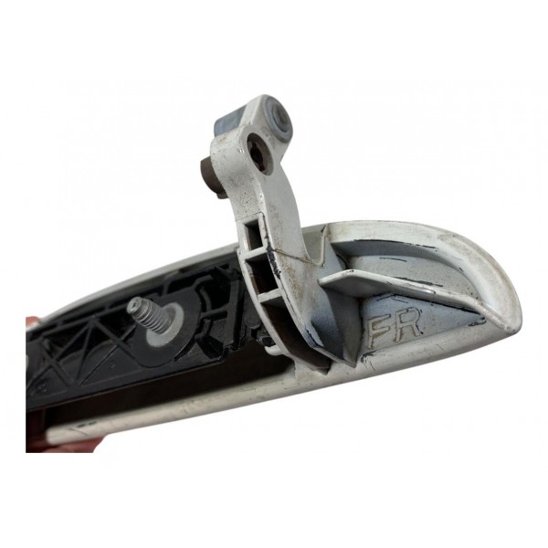 Maçaneta Externa Dianteira Direita Toyota Etios 2015