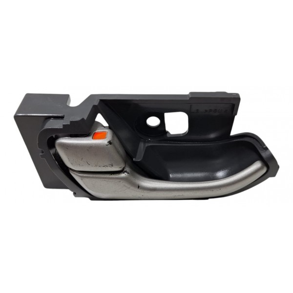 Maçaneta Interna Dianteira Esquerda Gm S10 2018-2019