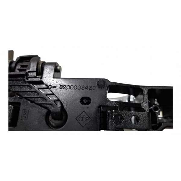 Maçaneta Exter Diant. Esquerda Renault Laguna 2004 - Detalhe