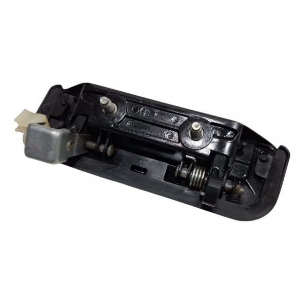 Maçaneta Externa Dianteira Direita L200 2003-11 - Detalhe