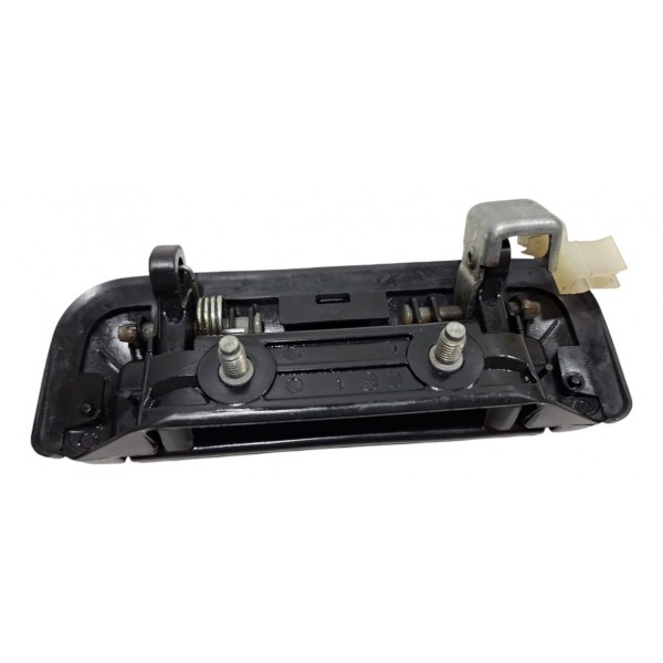 Maçaneta Externa Dianteira Direita L200 2003-11 - Detalhe