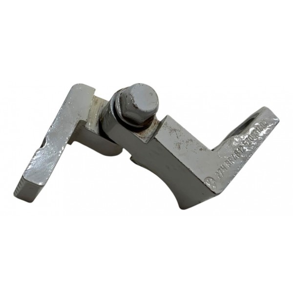 Dobradiça Inferior Traseira Direita Volkswagen Fox 1.6 2013