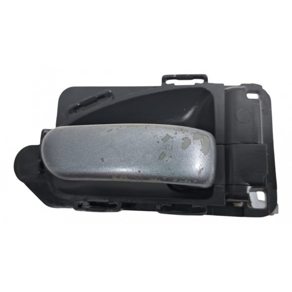 Maçaneta Int. Tras. Direita Citröen Xsara 2001-12 - Detalhe