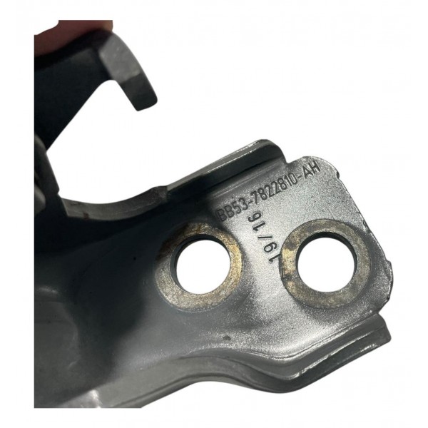 Dobradiça Inferior Dianteira Direita Ford Ka 1.0 2016