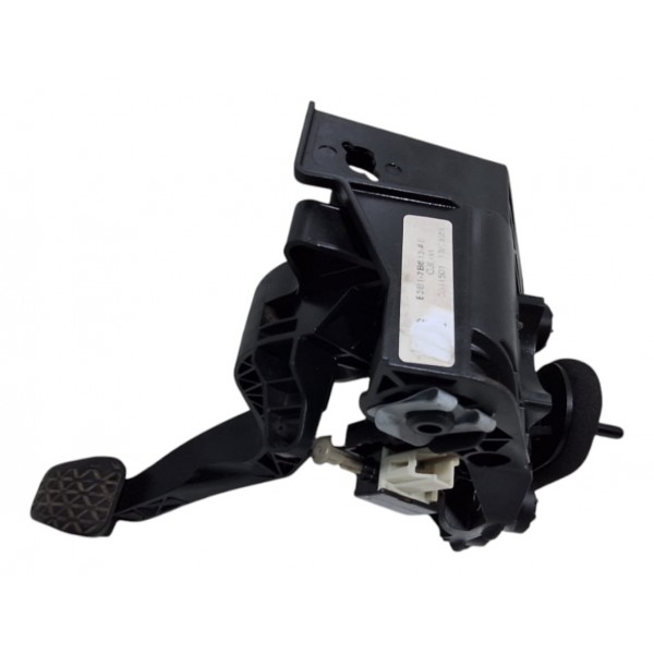 Pedal Embreagem Ford Ka 2016