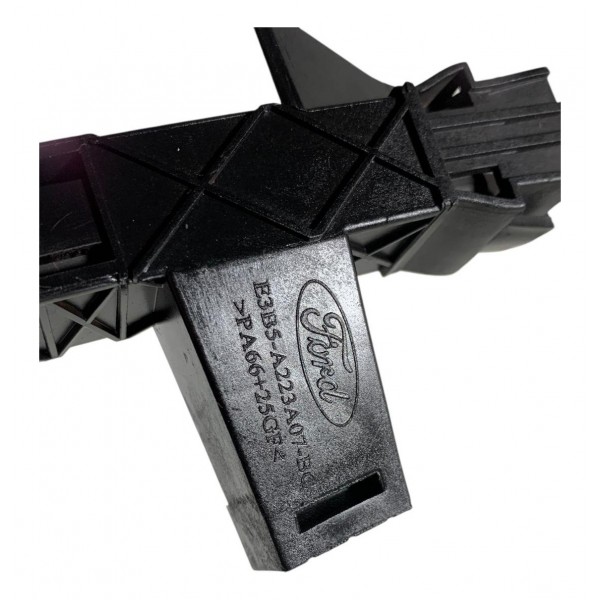 Guia Vidro Porta Dianteira Esquerda Ford Ka Sedan 1.0 2016