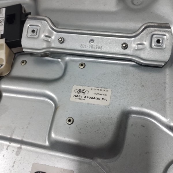 Maquina De Vidro Dianteira Dir Ford Focus 2009 A 2013