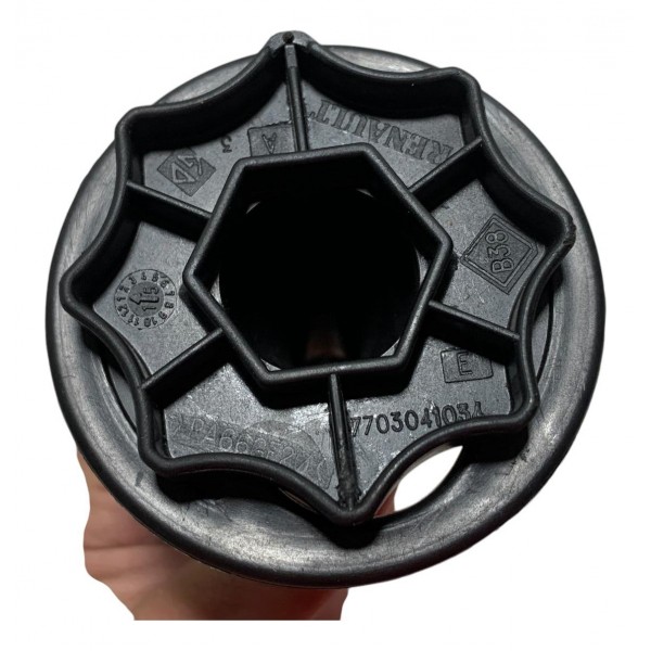 Parafuso Trava Fixação Estepe Renault Sandero 1.6 2015