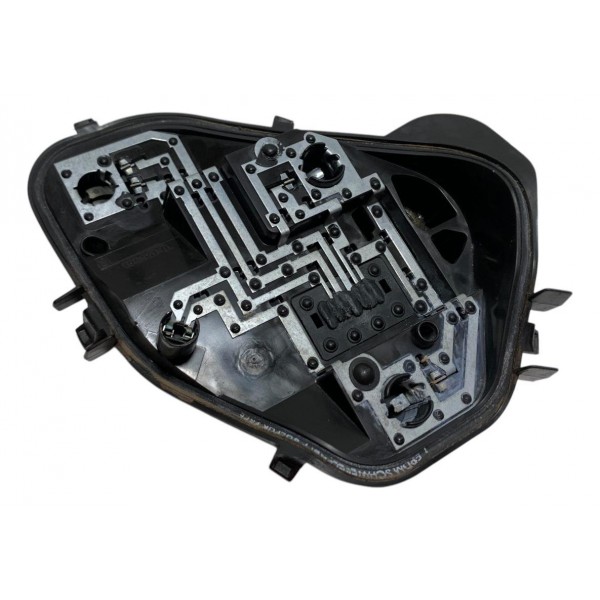 Circuito Lanterna Traseira Esquerda Renault Sandero 1.6 2015