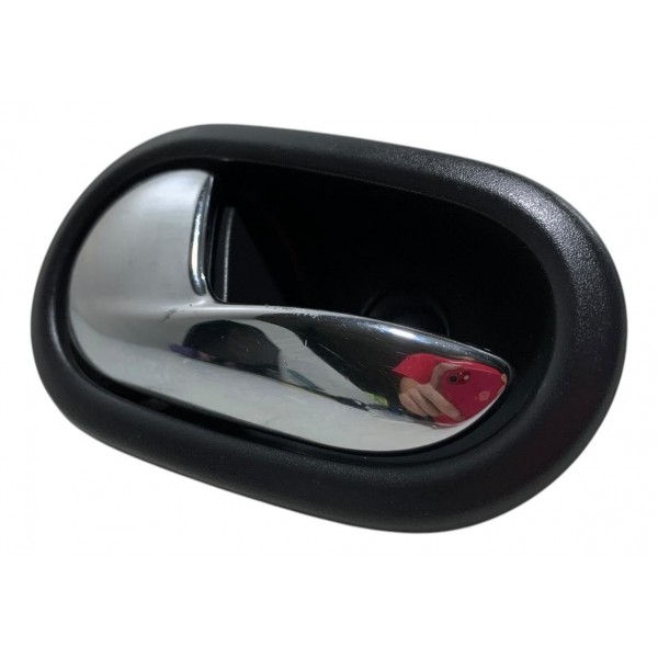 Maçaneta Interna Dianteira Esquerda Renault Sandero 1.6 2015