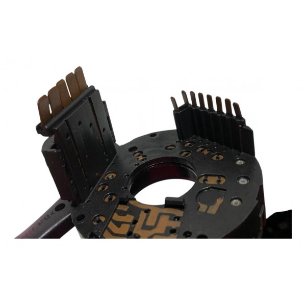 Guia Parachoque Traseiro Direito Sandero 2015