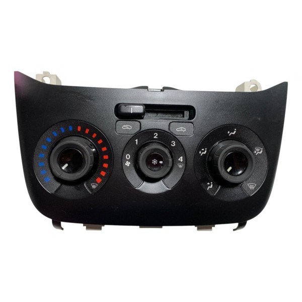 Comando Ar Condicionado Fiat Punto Sporting 1.8 2014