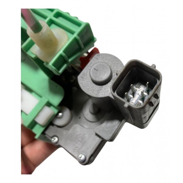 Fechadura Porta Traseira Direita Fiat Punto 1.8 2015