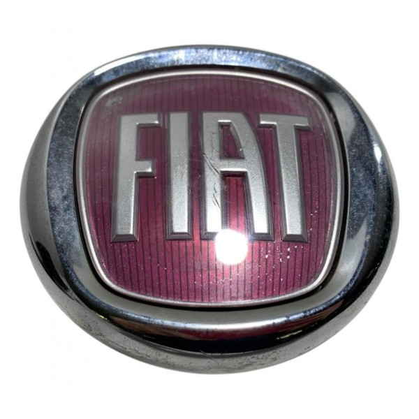 Emblema Abertura Tampa Traseira Fiat Punto 2015 C/detalhe