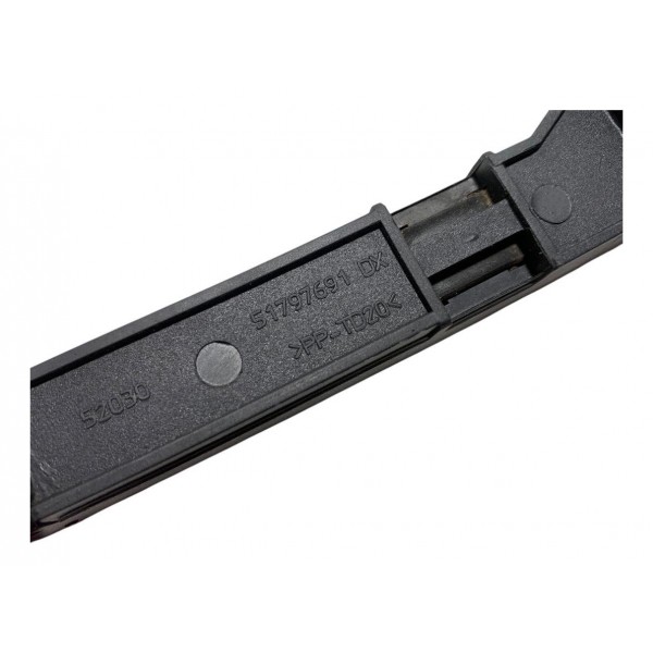 Guia Vidro Porta Traseira Direita Fiat Punto 1.8 2015