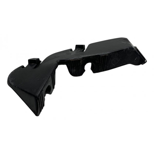 Guia Parachoque Traseiro Direito Fiat Punto 1.8 2015