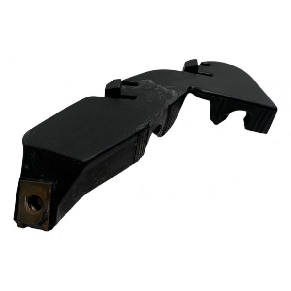 Guia Parachoque Traseiro Esquerdo Fiat Punto 1.8 2015