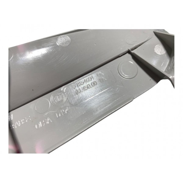 Defletor Olho Gato Traseiro Direito Fiat Punto 1.8 2015