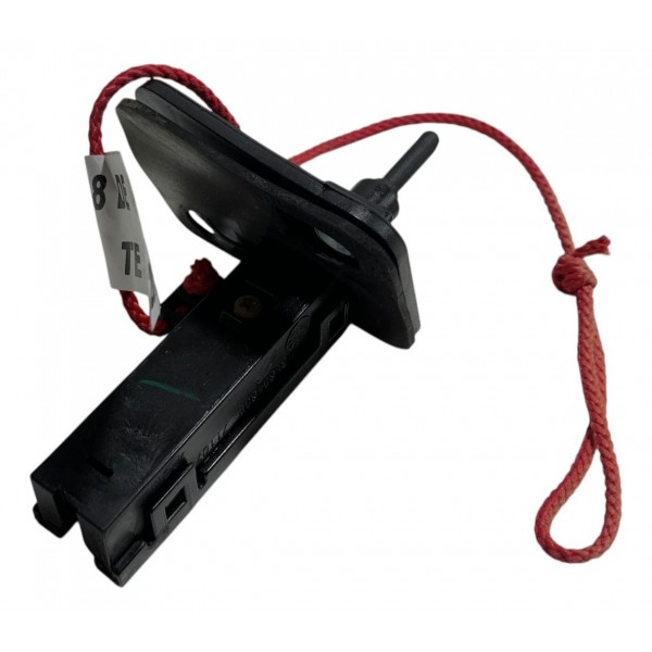 Trava Portinhola Tanque Combustível Fiat Punto 1.8 2015