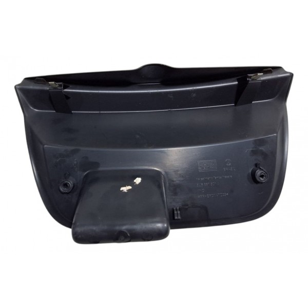 Moldura Tampa Traseira Mala Vw Gol 2011 - Detalhe