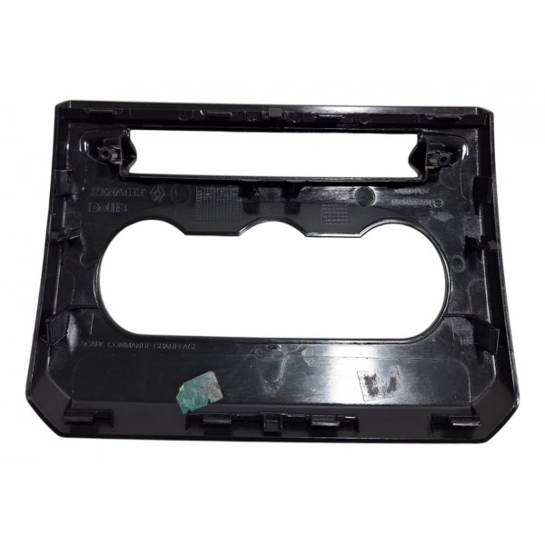 Moldura Comando Botão Alerta Renault Duster 2021 Detalhe