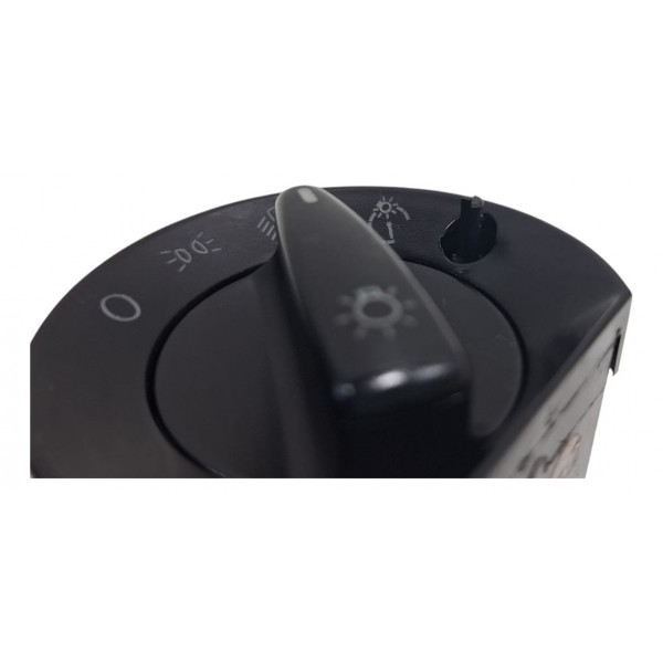 Botão Do Farol Volkwagen Santana - Detalhe