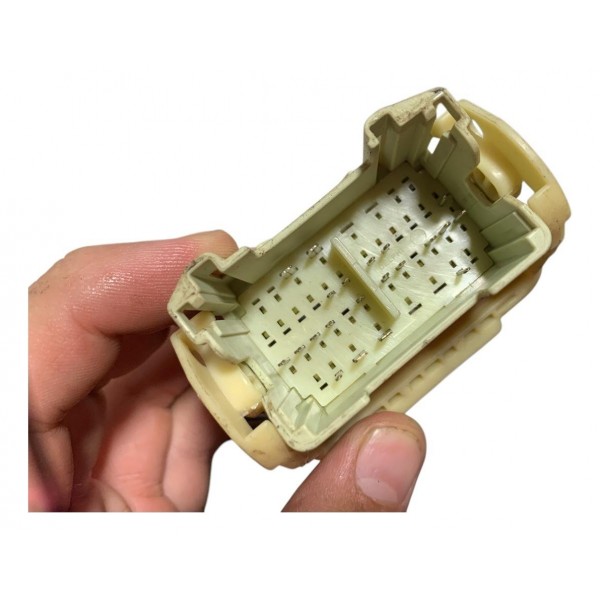 Chicote Interno Carroceria Chevrolet Classic 1.0 Ls 2012