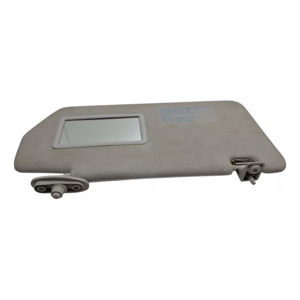 Quebra Sol Lado Direito Fiat Uno 2013 - Detalhe