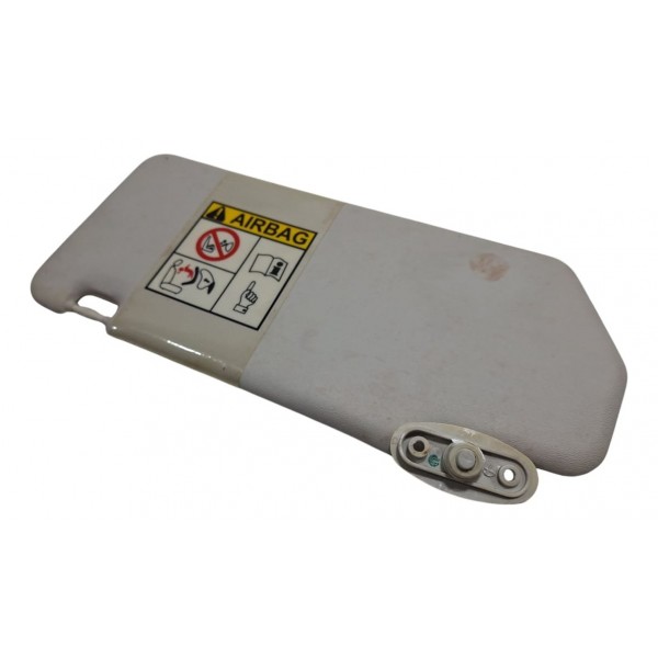 Quebra Sol Lado Direito Fiat Uno 2011 - Detalhe