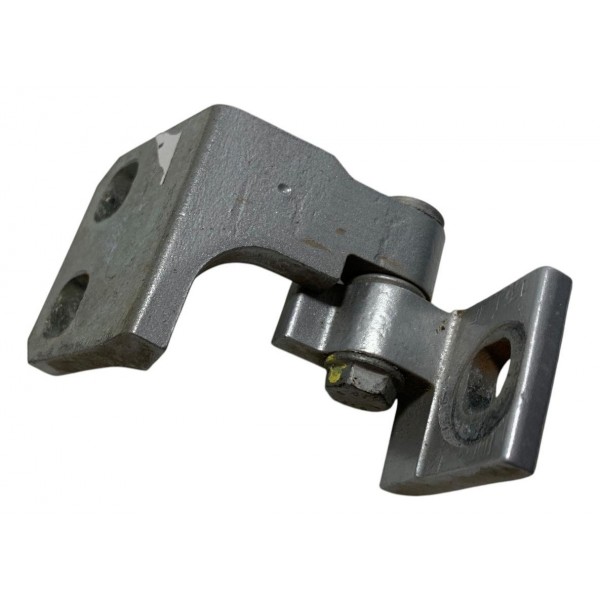 Dobradiça Inferior Traseira Esquerda Fiat Palio Attract 2014