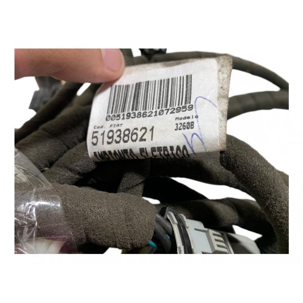 Chicote Painel Fiat Punto Sporting 1.8 2015 51938621