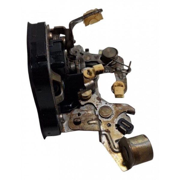 Fechadura Porta Dianteira Esquerda Gm Corsa Classic 2011