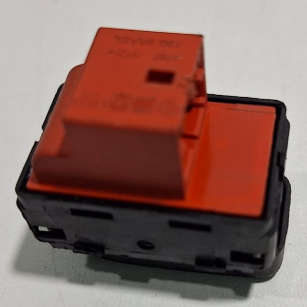 Botão Trava Porta Volkswagen Saveiro 2008