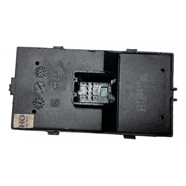 Comando Botão Vidro Dianteiro Esquerdo Tracker Cruze Onix 14