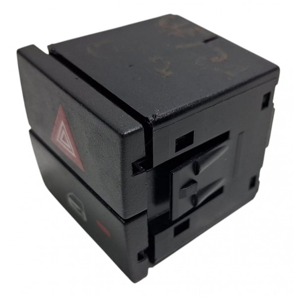 Botão Pisca Alerta Trava Gm Vectra 2006-11