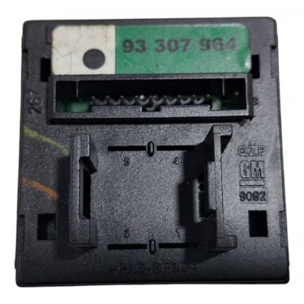 Botão Pisca Alerta Trava Gm Vectra 2006-11