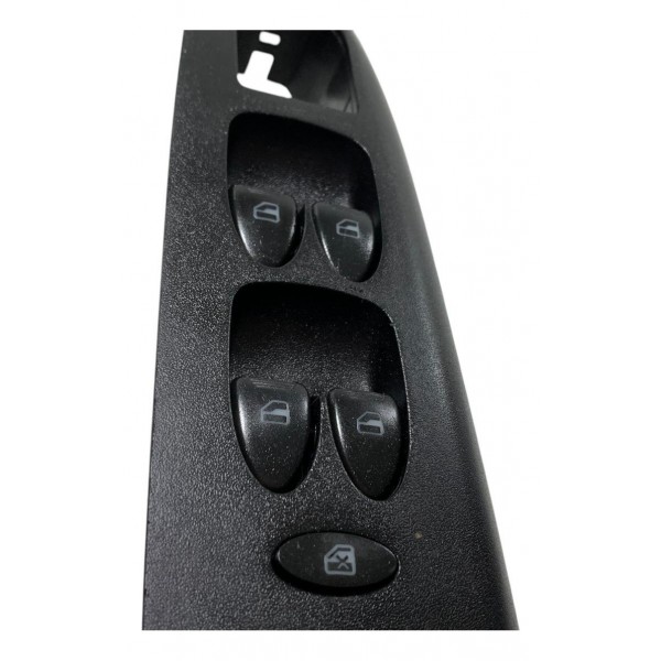 Comando Botão Vidro Dianteiro Esquerdo Cherry Qq 2011