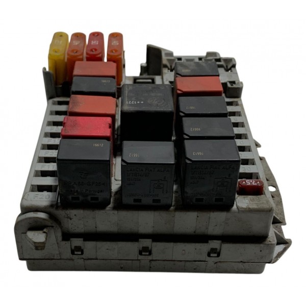 Caixa Fusiveis Fiat Bravo Sporting 1.8 2013