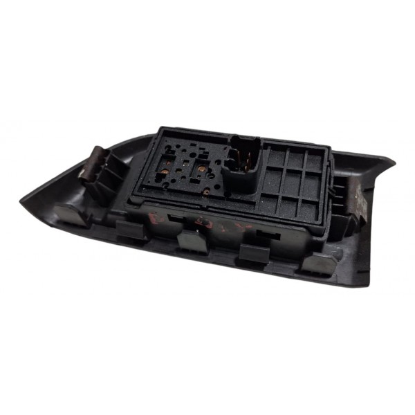 Botão Vidro Elétrico Dianteiro Direito Gm Onix 2013