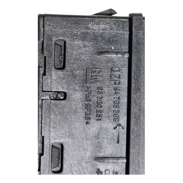 Botão Abertura Porta Malas Gm Onix 2013-19