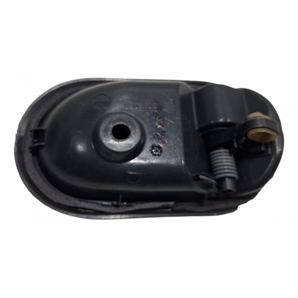 Maçaneta Interna Tras. Direita Renault Logan 2015 - Detalhe