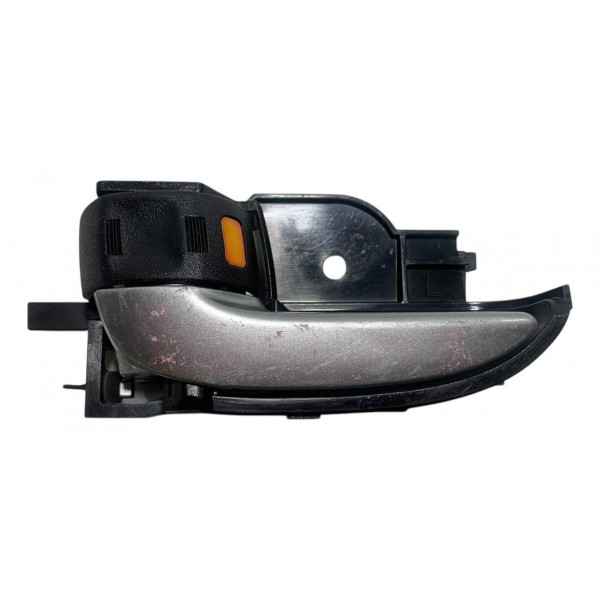 Maçaneta Interna Traseira Esquerda Toyota Etios 2015