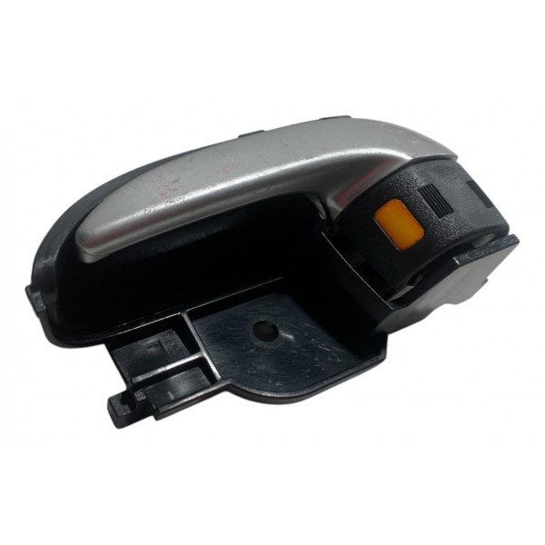 Maçaneta Interna Traseira Esquerda Toyota Etios 2015