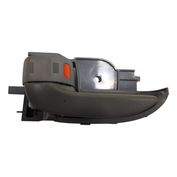 Maçaneta Interna Tras. Esquerda Toyota Corolla 2006