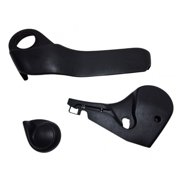 Acabamento Banco Dianteiro Direito Nissan March 2013