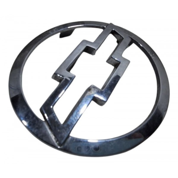 Emblema Grade Chevrolet Corsa 2005 - Detalhe