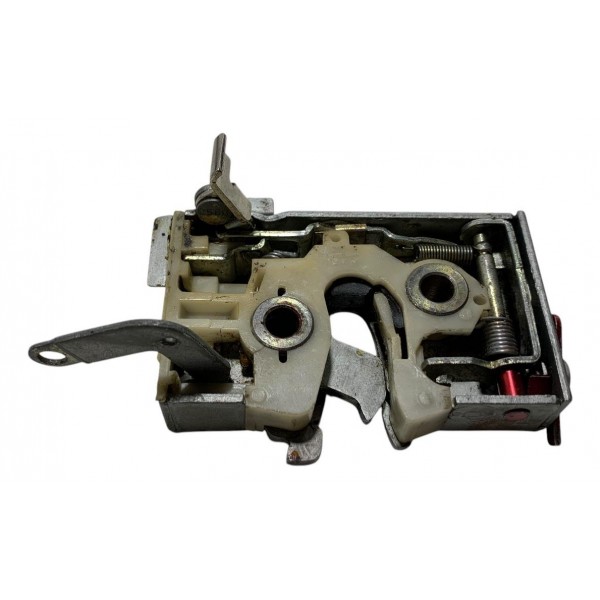 Fechadura Porta Traseira Esquerda Volkswagen Santana 98/06