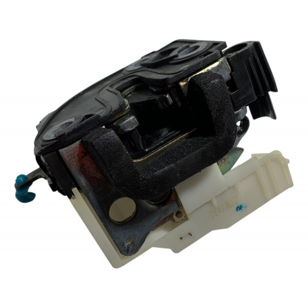 Fechadura Porta Dianteira Direita Chevrolet Celta 2002