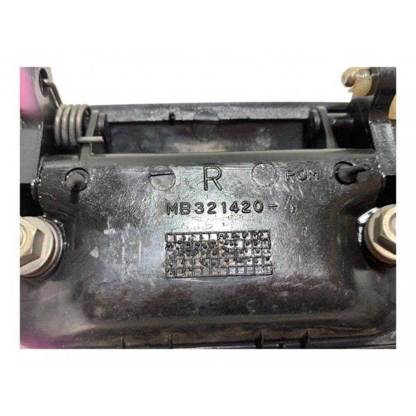 Maçaneta Externa Dianteira Direita Mitsubishi L200 1996/2002